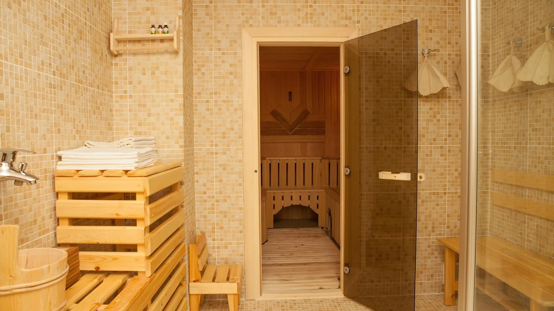 Jumbaktas Astana Hotel  Asztana